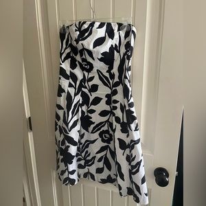 White House Black Market Strapless Dress